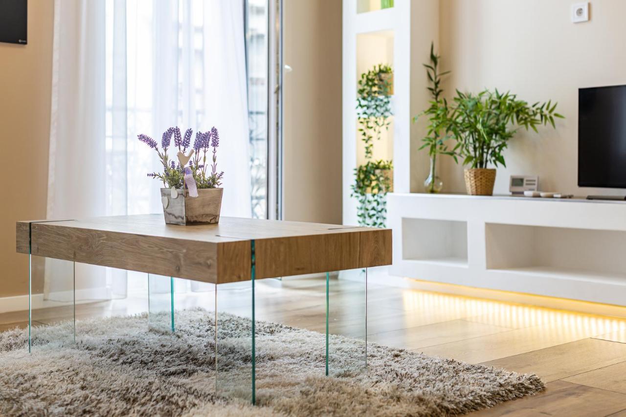 Csengery Deluxe Home With Balcony Budapest Ngoại thất bức ảnh
